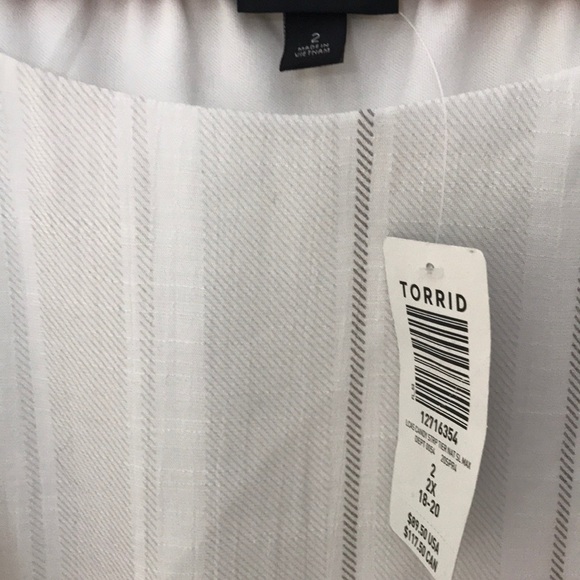 Torrid WHITE STRIPE GAUZE SHIRRED HEM MAXI DRESS - Picture 6 of 10